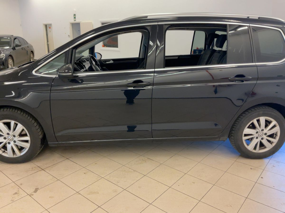 Volkswagen Touran 2020 — photo 5