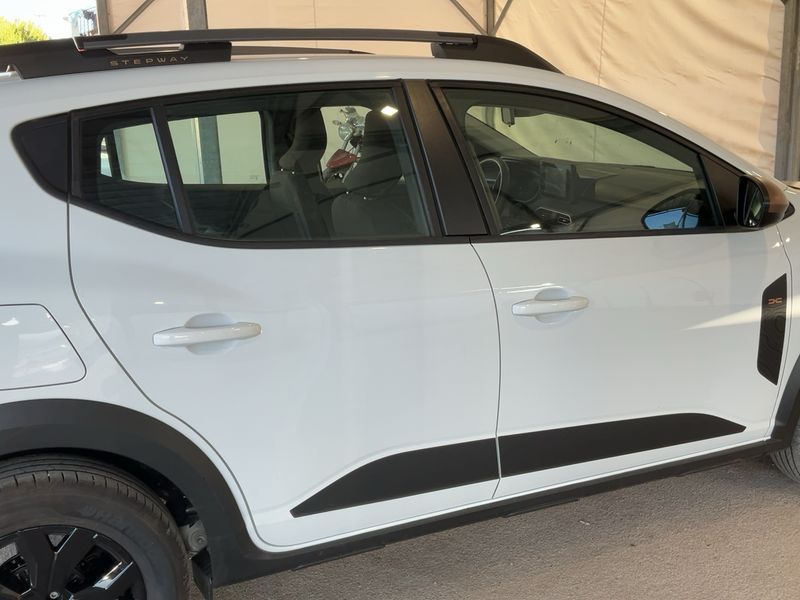 Dacia Sandero 1.0 TCe LPG Stepway Extreme Up — zdjęcie 7