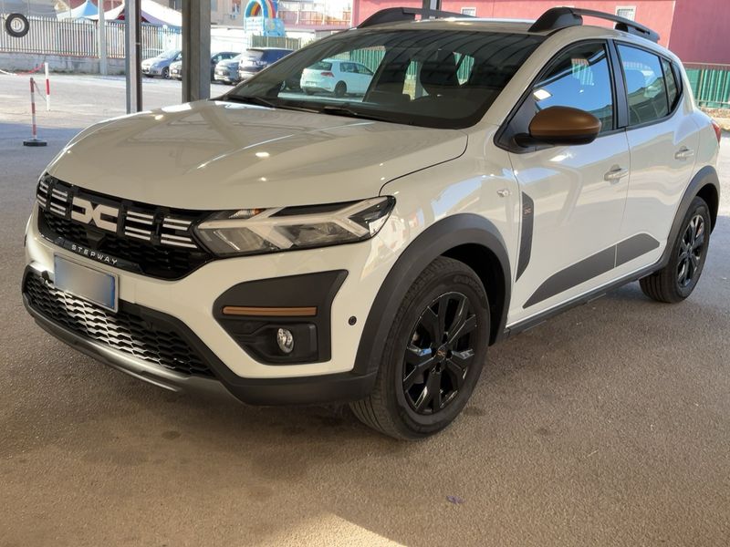 Dacia Sandero 1.0 TCe LPG Stepway Extreme Up — zdjęcie 1