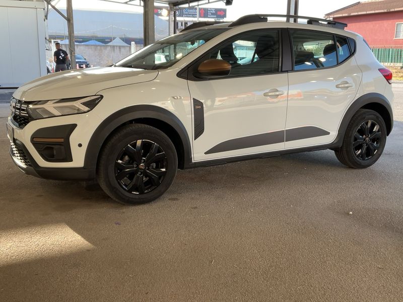 Dacia Sandero 1.0 TCe LPG Stepway Extreme Up — zdjęcie 2