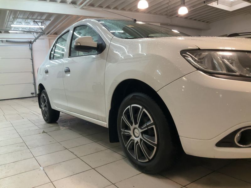 Dacia Logan 1.2 Ambiance — zdjęcie 8