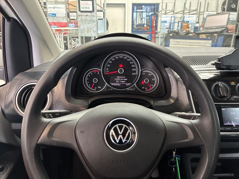 Volkswagen up! 1.0 — zdjęcie 25