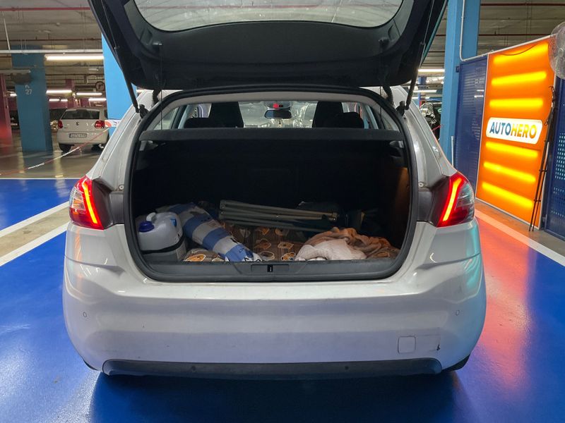 Peugeot 308 1.6 Blue-HDi Allure 2016 – снимка 15