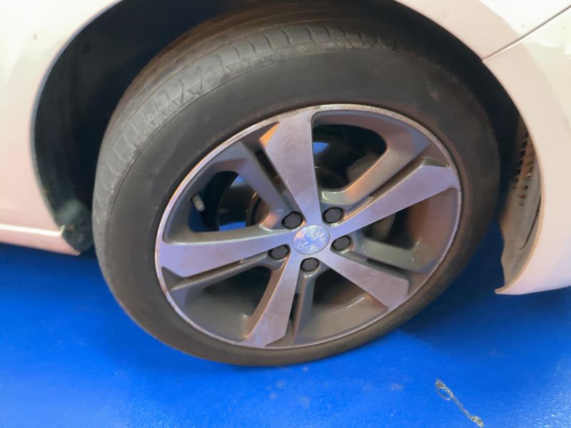 Peugeot 308 1.6 Blue-HDi Allure 2016 – снимка 11