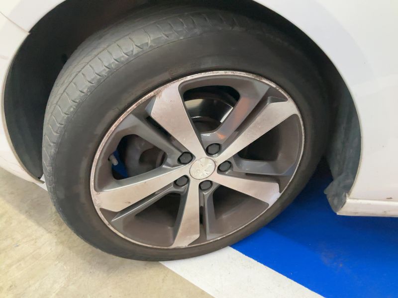 Peugeot 308 1.6 Blue-HDi Allure 2016 – снимка 3