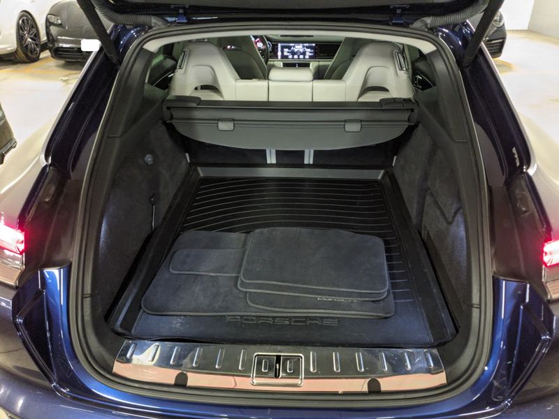 Porsche Panamera Sport Turismo 4S E-Hybrid — zdjęcie 9