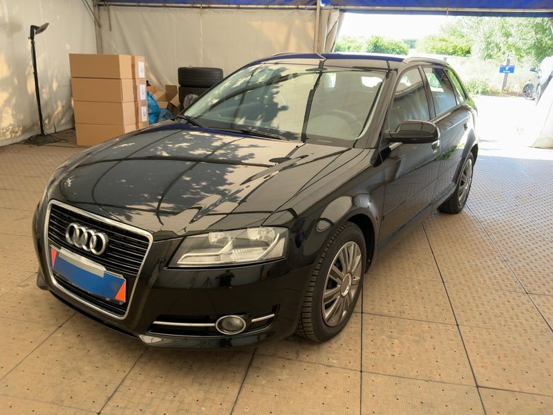 Audi A3 Sportback 1.4 TFSI Attraction 2011 – снимка 1
