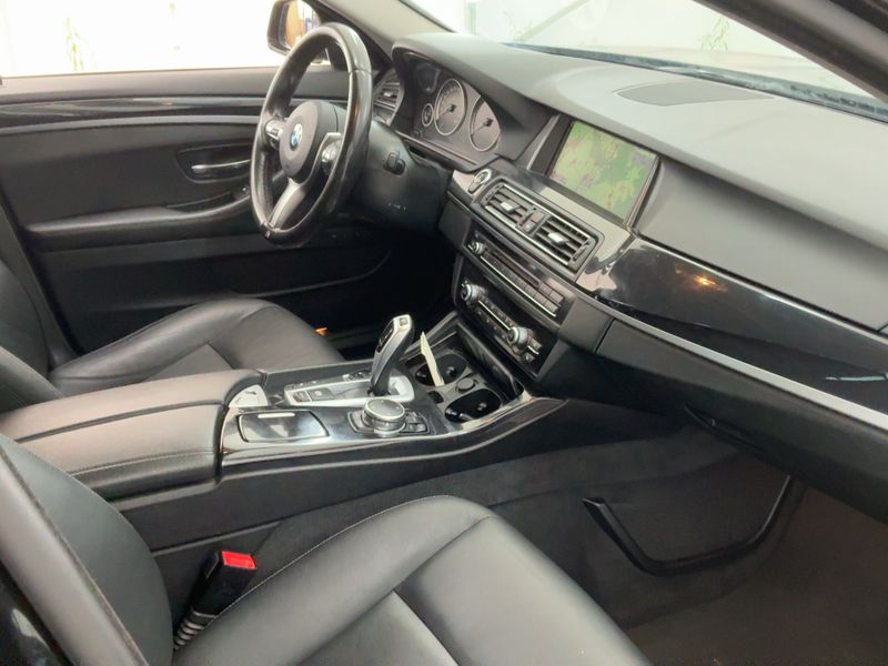BMW 5er 520d xDrive 2017 – снимка 17