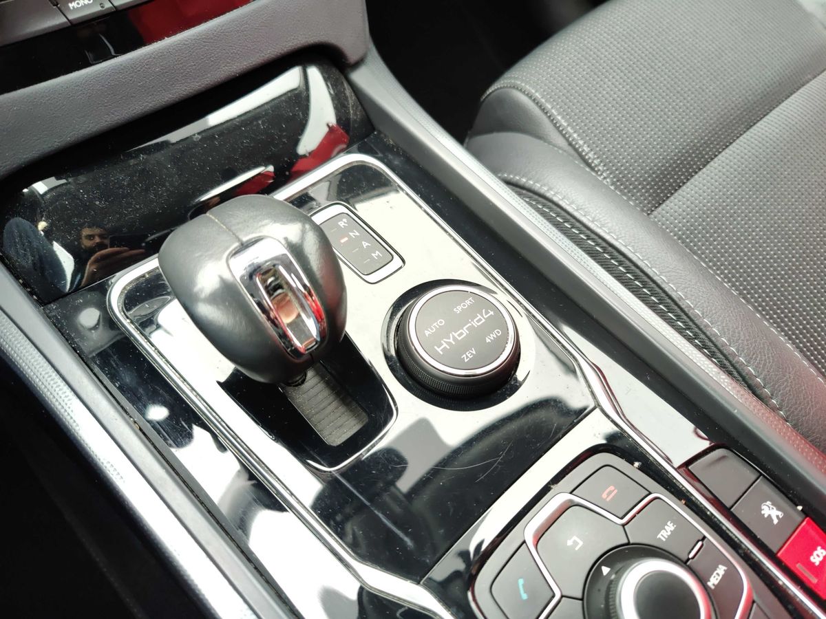 Peugeot 508 2013 — photo 22