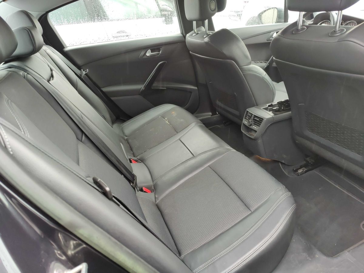 Peugeot 508 2013 — photo 15