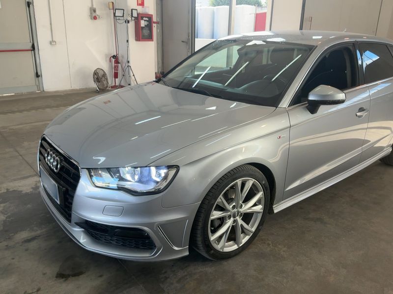 Audi A3 Sportback 1.6 TDI Admired — zdjęcie 2