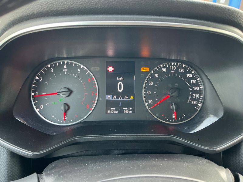 Renault Clio 1.0 SCe Business — zdjęcie 13