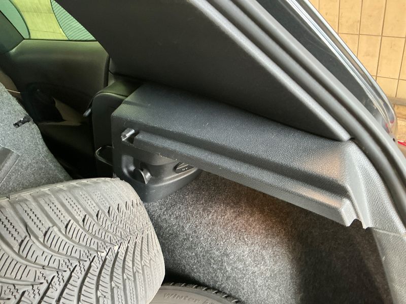 Volkswagen Golf VI 2.0 TSI GTI 2009 – снимка 31