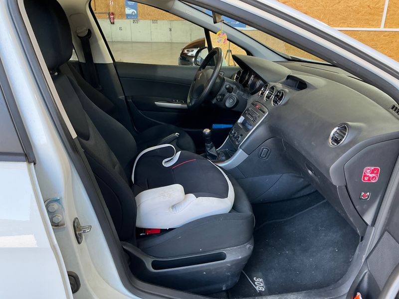 Peugeot 308 1.6 HDi Access 2013 – снимка 3