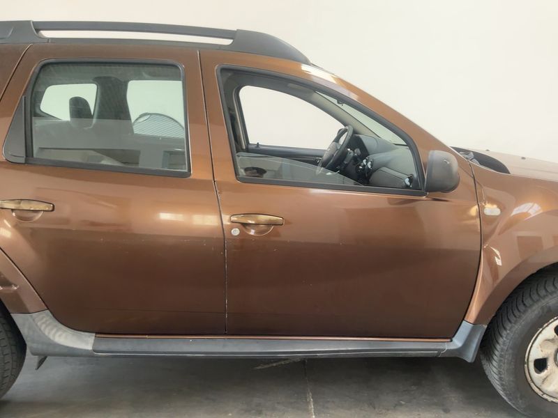 Dacia Duster 1.5 dCi Laureate 4x4 — zdjęcie 7