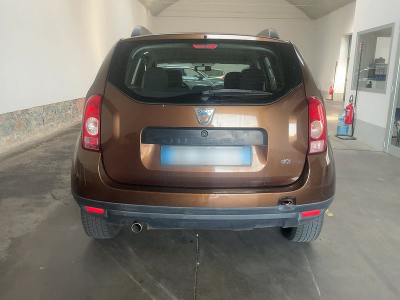 Dacia Duster 1.5 dCi Laureate 4x4 — zdjęcie 5