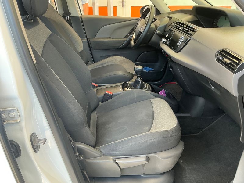 Citroen C4 Grand Spacetourer 1.5 Blue-HDi Feel — zdjęcie 11