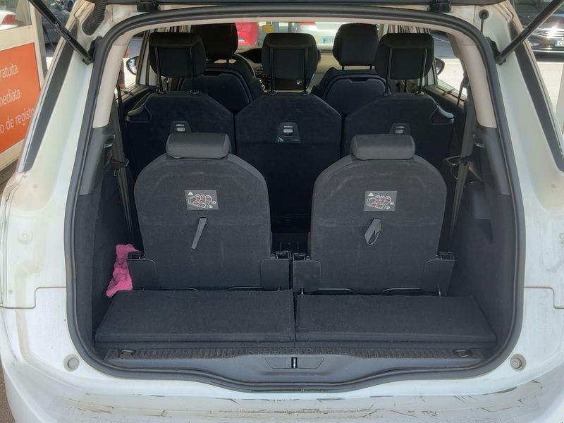 Citroen C4 Grand Spacetourer 1.5 Blue-HDi Feel — zdjęcie 10