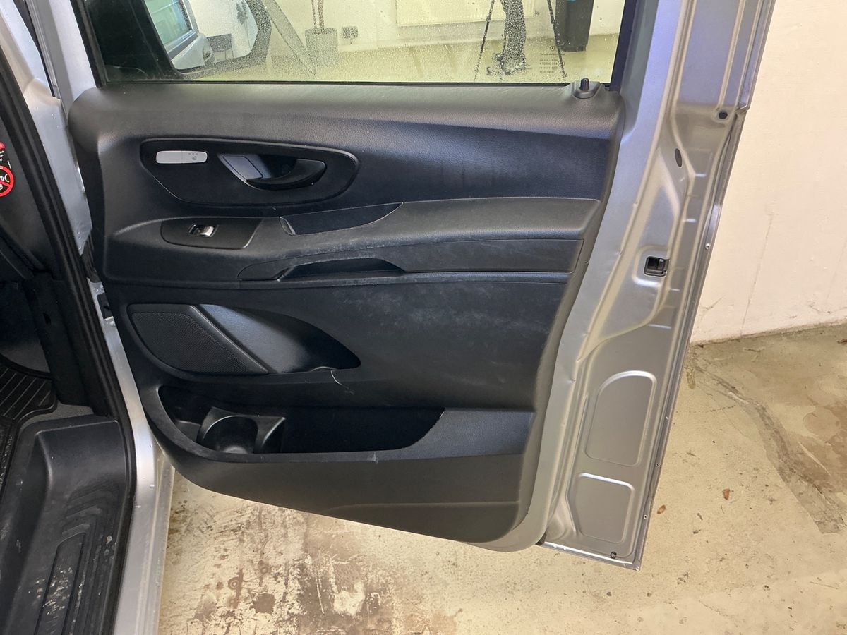 Mercedes-Benz Vito 2019 — photo 29