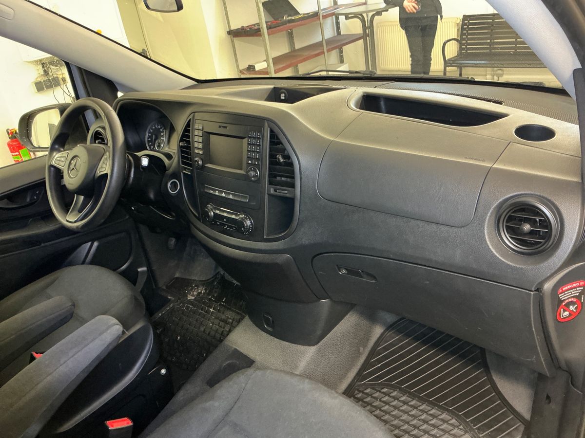 Mercedes-Benz Vito 2019 — photo 32