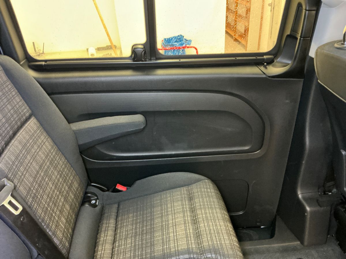 Mercedes-Benz Vito 2019 — photo 34