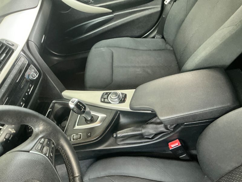 BMW 3er 318d Advantage 2016 – снимка 27