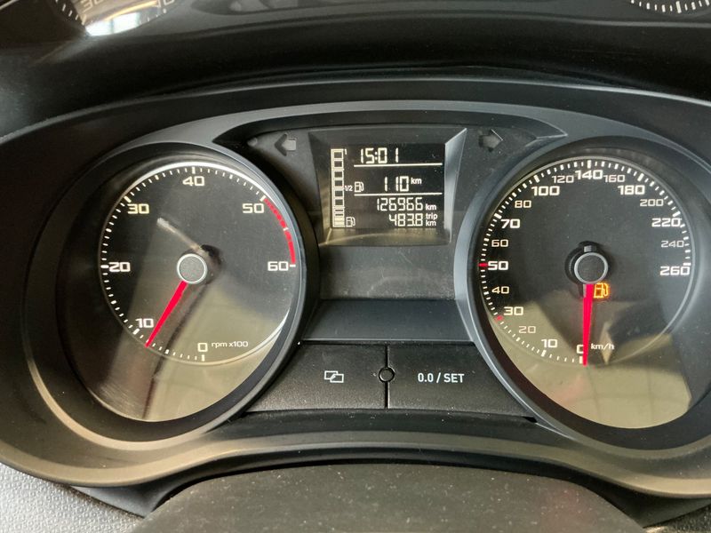 Seat Ibiza 1.6 TDI FR — zdjęcie 13