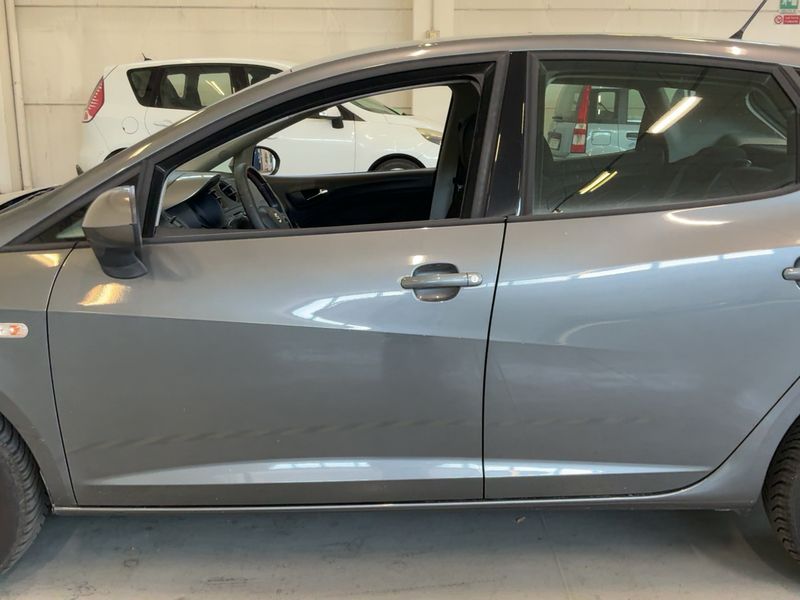 Seat Ibiza 1.6 TDI FR — zdjęcie 4