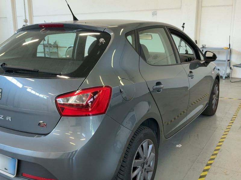 Seat Ibiza 1.6 TDI FR — zdjęcie 6