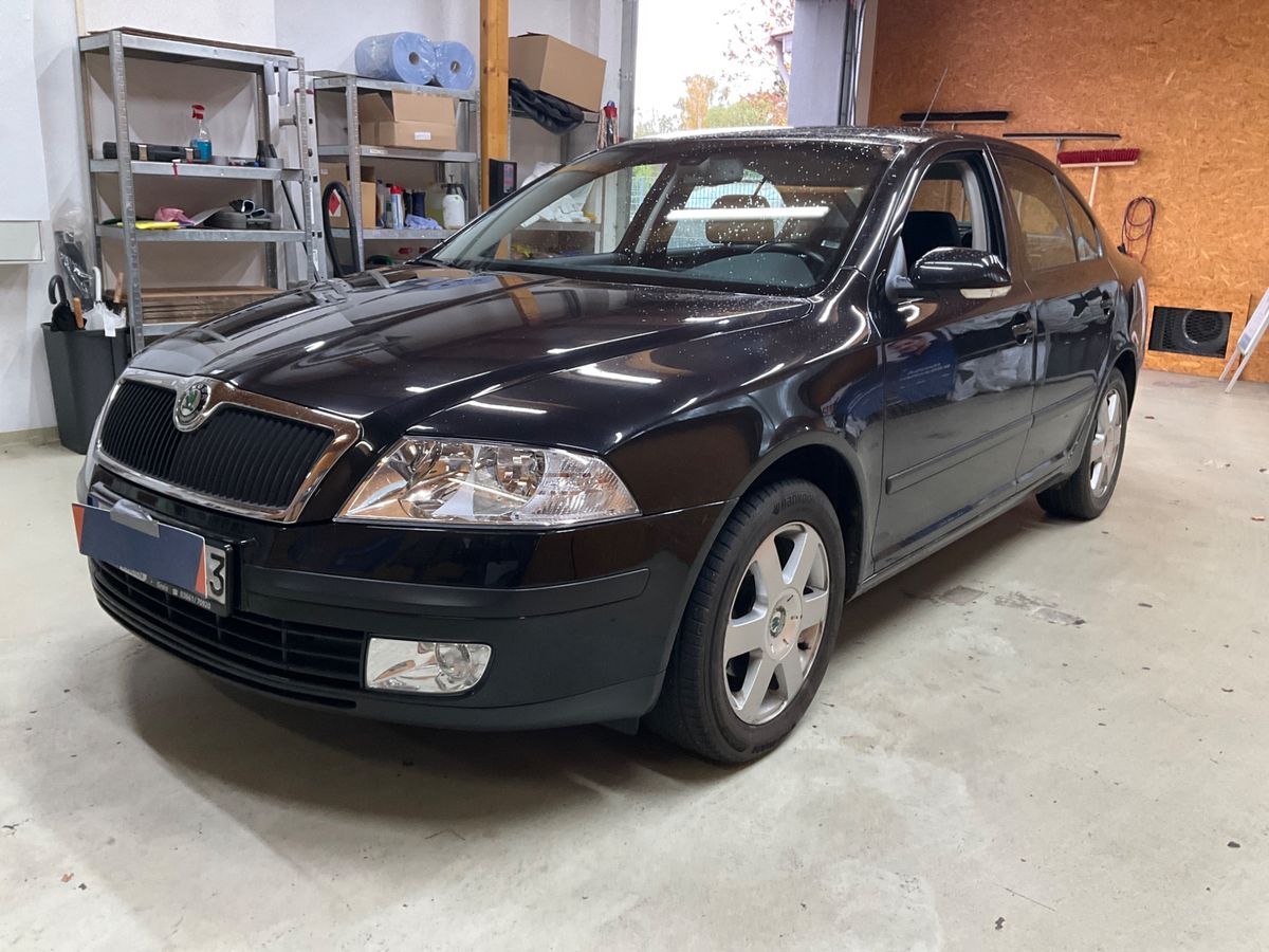 Skoda Octavia 1.6 FSI Elegance