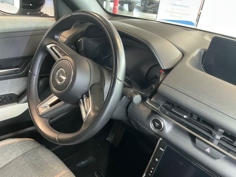 Mazda MX-30 e-Skyactiv 107 kW Advantage 2022 – снимка 25
