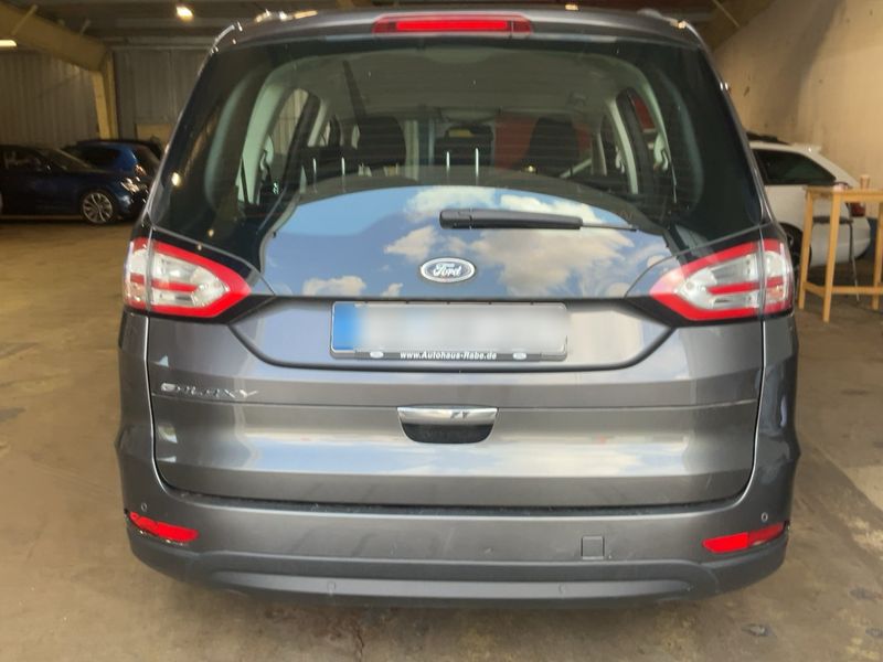 Ford Galaxy 2.0 TDCi Titanium — zdjęcie 5