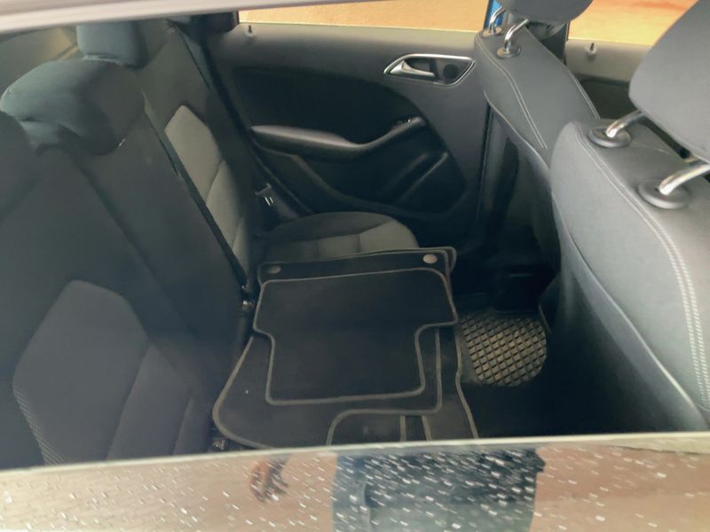 Mercedes-Benz B-Klasse B 180 — zdjęcie 14