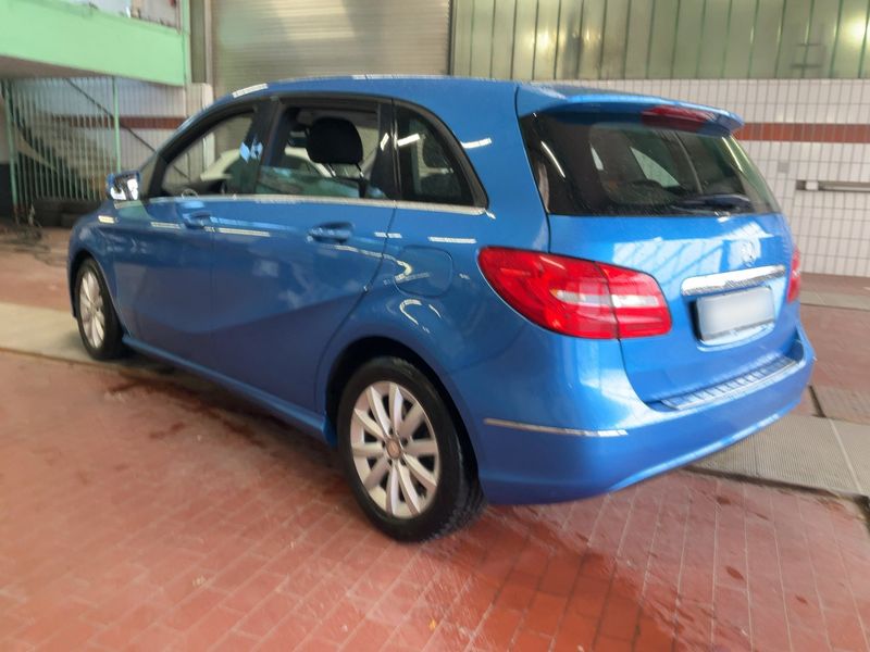 Mercedes-Benz B-Klasse B 180 — zdjęcie 3