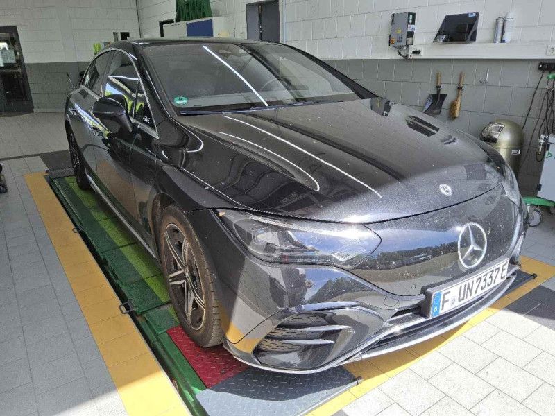 Mercedes-Benz EQE 350 AMG Line Exterieur & Interieur