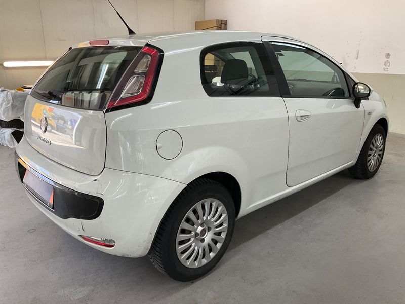 Fiat Punto Evo 1.4 MyLife — zdjęcie 2