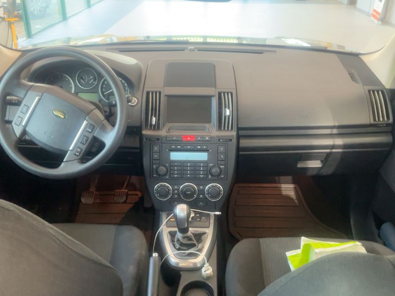 Land Rover Freelander 2.2 Td4 XE Limited Edition — zdjęcie 12