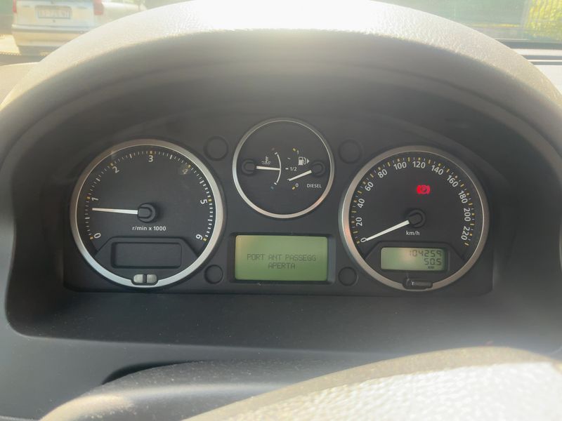 Land Rover Freelander 2.2 Td4 XE Limited Edition — zdjęcie 13
