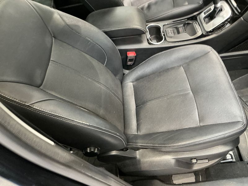 Ford S-Max 2.0 TDCi Titanium 2012 – снимка 28