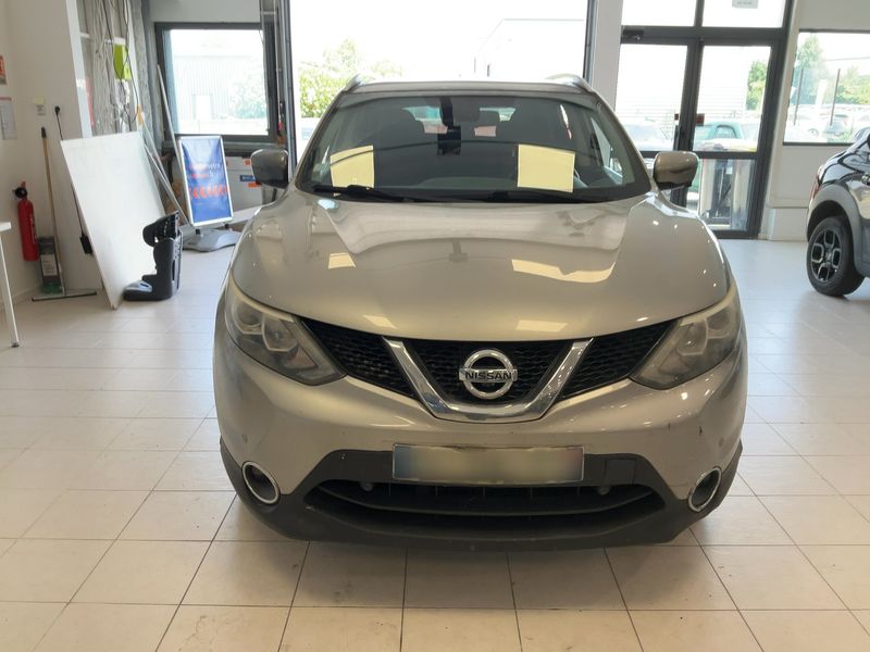 Nissan Qashqai 1.6 dCi Connect Edition 2015 – снимка 14
