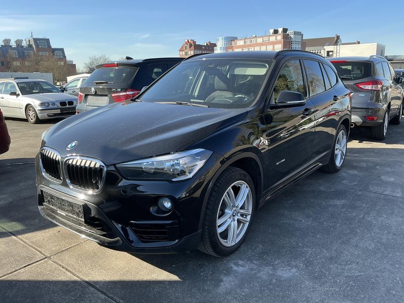 X1 sDrive 18i Sport Line
