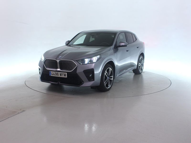 iX2 eDrive20 M Sport