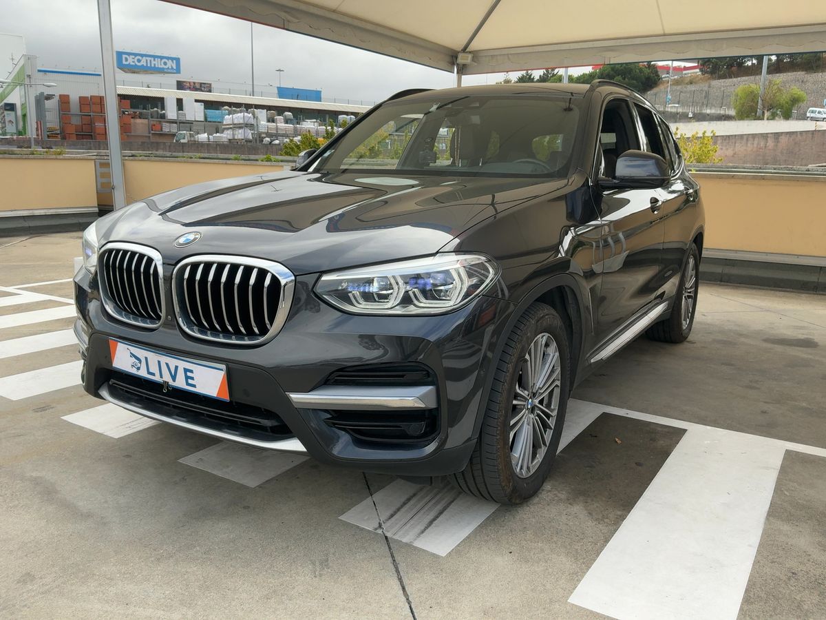 BMW X3 xDrive 20i Luxury Line