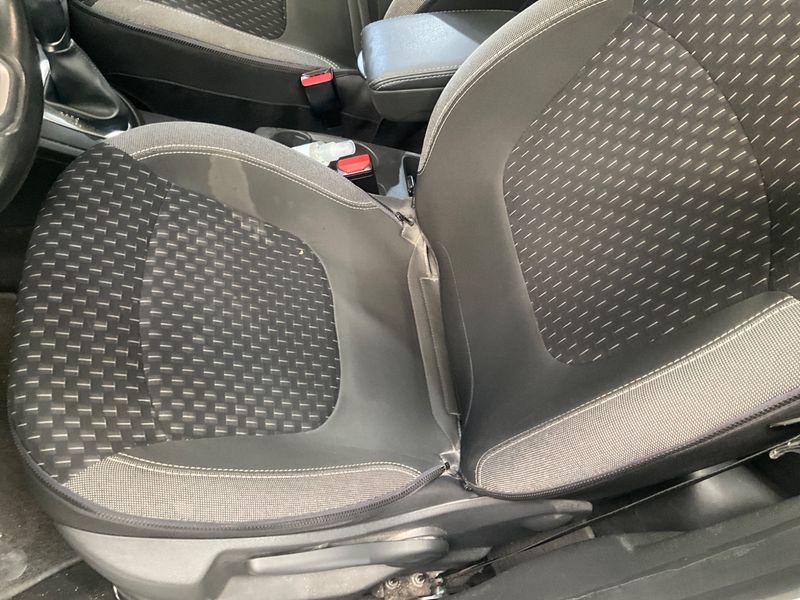 Renault Captur 1.3 TCe Zen 2019 – снимка 28