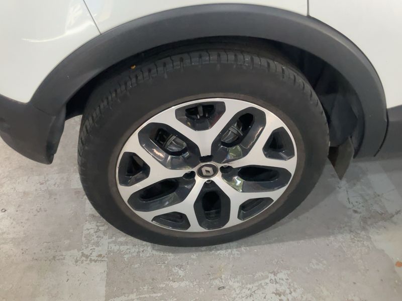 Renault Captur 1.3 TCe Zen 2019 – снимка 9