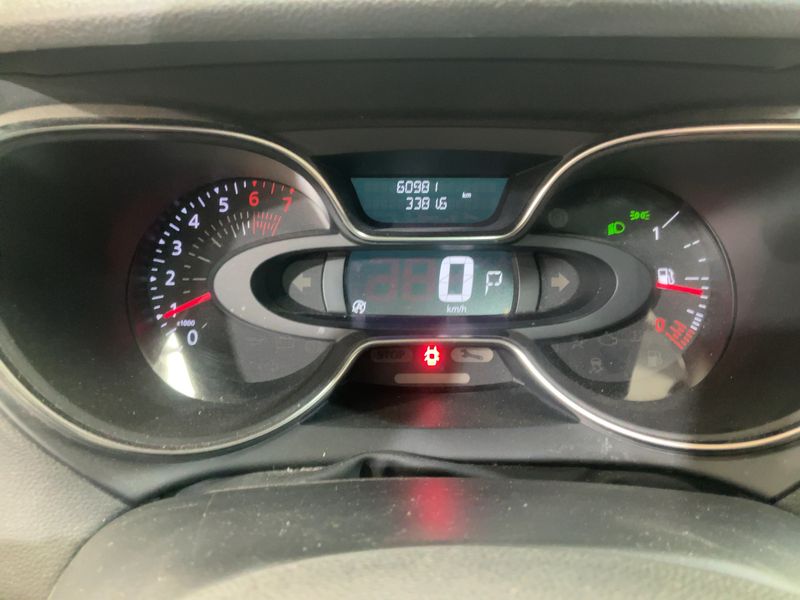 Renault Captur 1.3 TCe Zen 2019 – снимка 18