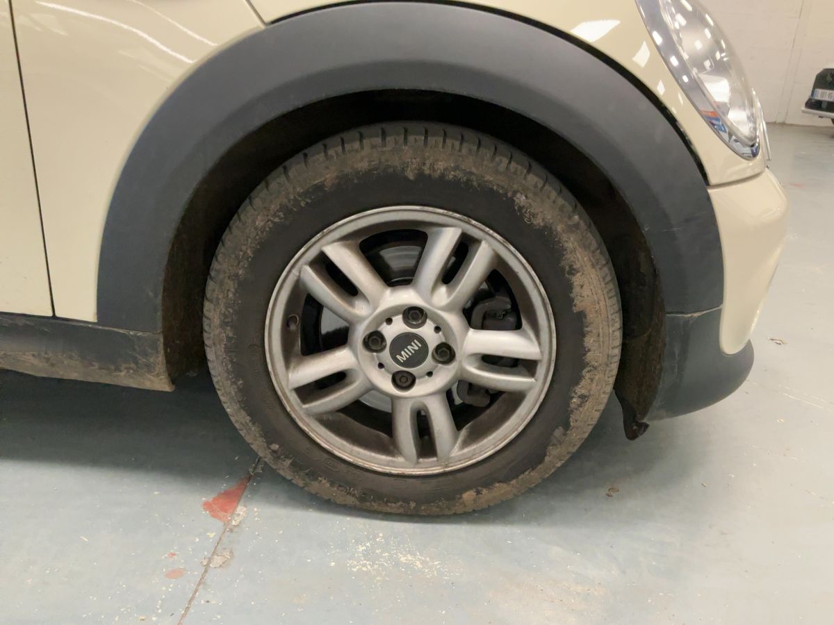 MINI One 2013 — photo 12