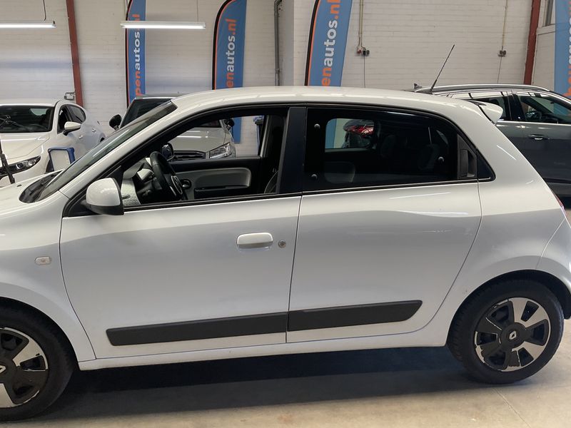 Renault Twingo 1.0 SCe Expression — zdjęcie 4