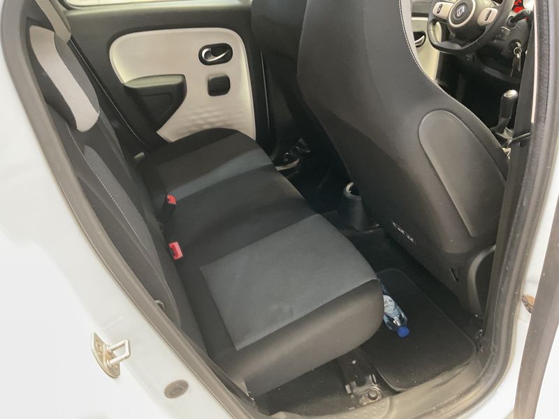 Renault Twingo 1.0 SCe Expression — zdjęcie 14