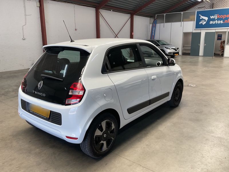 Renault Twingo 1.0 SCe Expression — zdjęcie 6